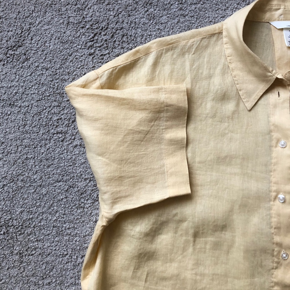 H&M Pale Yellow Cropped Button-Up Linen Top - Picture 2 of 2